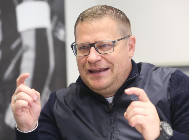 1696031022869022746.jpg aibeier.jpg